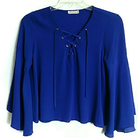 Pebble and Stone Tops - Pebble and Stone royal blue lace front bell sleeve